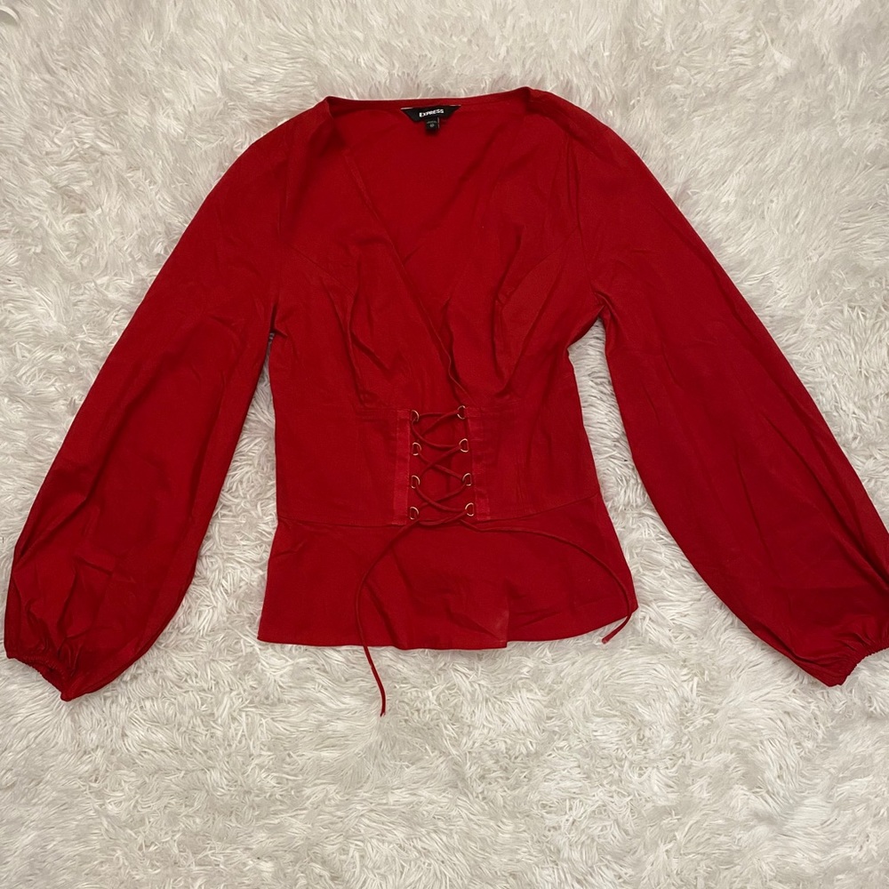 Red 🔥 - Picture 3 of 3